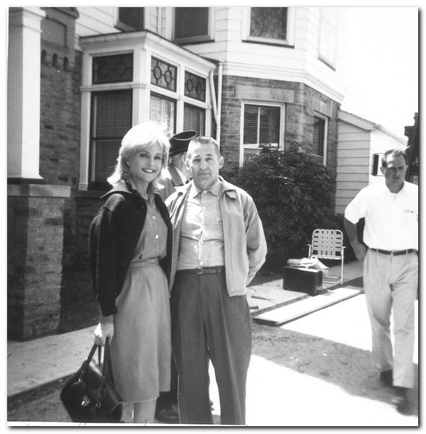 ... star Susan Oliver in the dr...