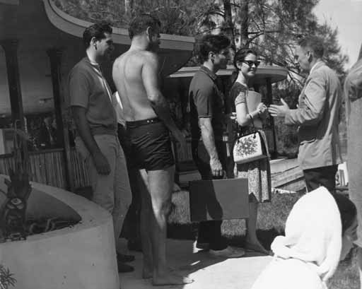 Unknown, unknown, George Maharis' brother, Diane Baker, Jack Mahon. Jean Miller (foreground).